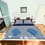 Apartament Azoa *