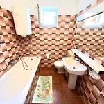Apartament Azoa *