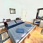 Azoa Apartament